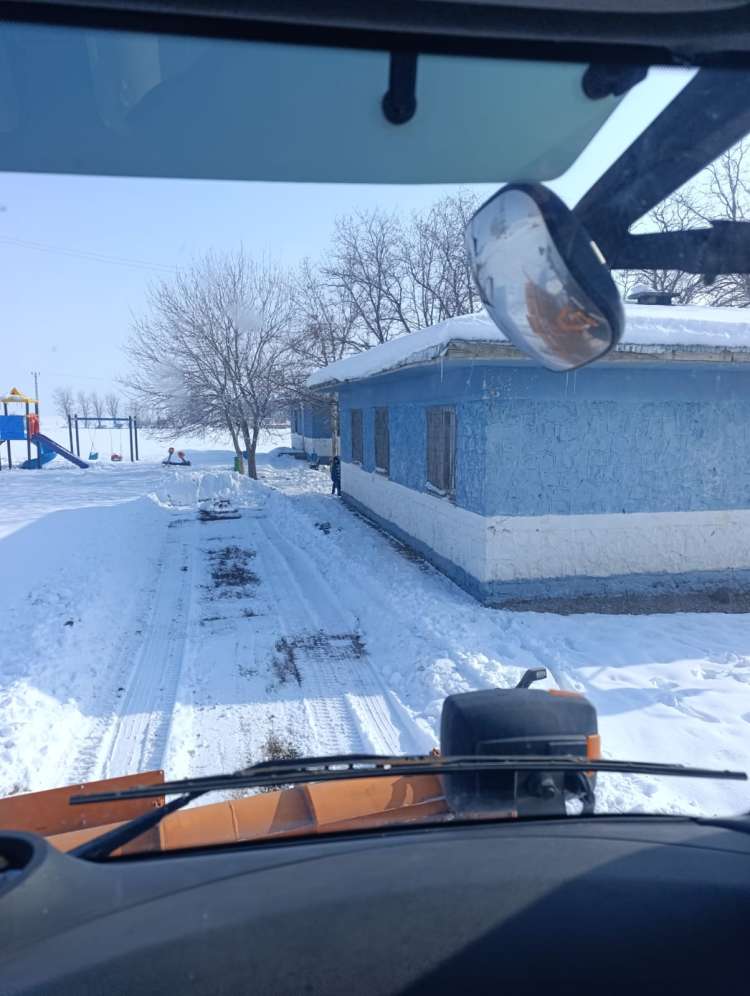 Kar Küreme ve Yol Açma Çalışmaları Aralıksız Sürüyor